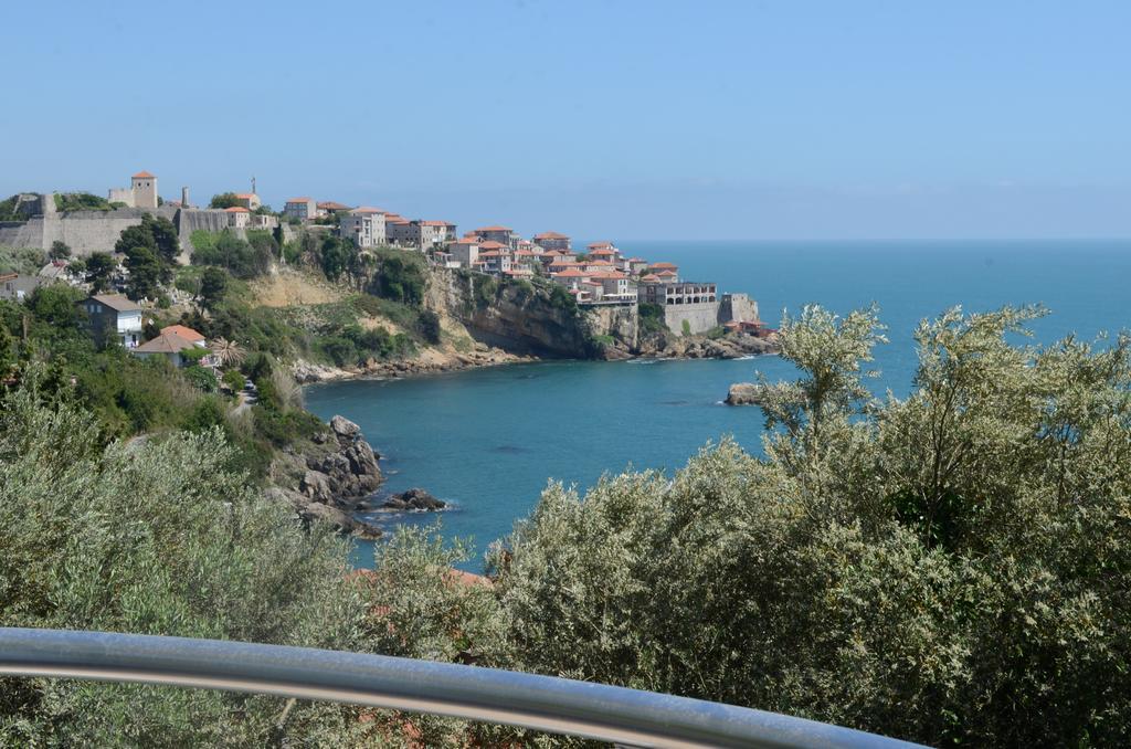 Apartments Sirena Ulcinj Exteriör bild